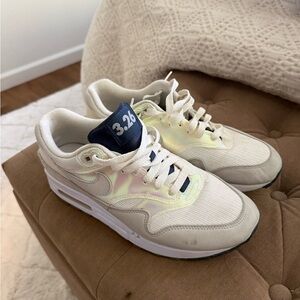 Nike Air Max 1 La Ville Lumiere